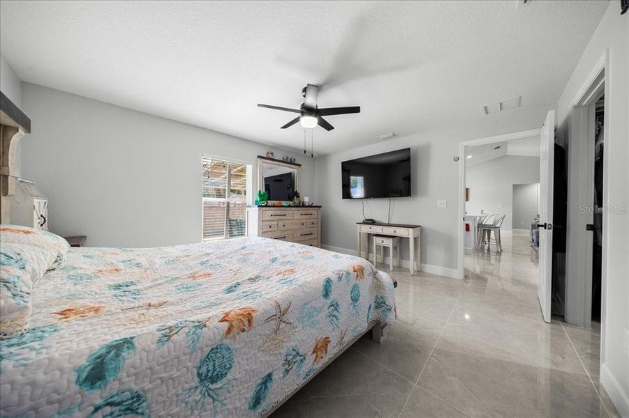 Furnished interior view inside a new home in , Ocala (Image 14).