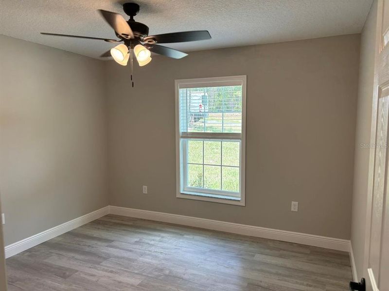 Spacious, unfurnished interior of a new home in , Dunnellon (Image 24).