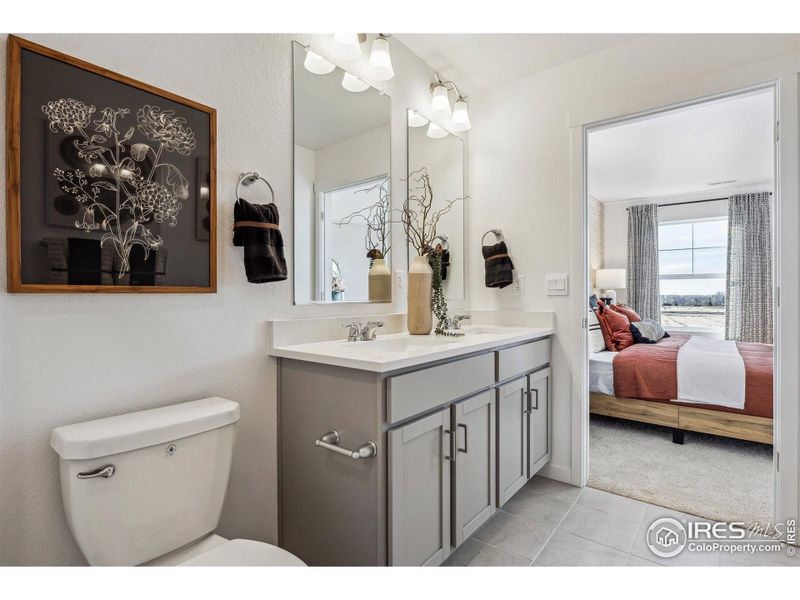 Furnished interior view inside a new home in Vantage, Berthoud (Image 16).