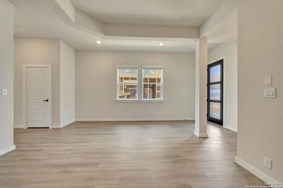 Spacious, unfurnished interior of a new home in , New Braunfels (Image 34). Spacious, unfurnished interior of a new home in , New Braunfels (Image 34).