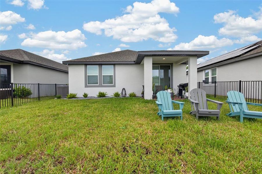 Exterior details and patio area of a home in Links Terrace, Daytona Beach (Image 26).