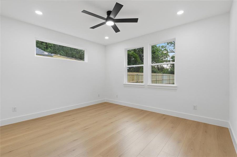Spacious, unfurnished interior of a new home in , Dallas (Image 18).