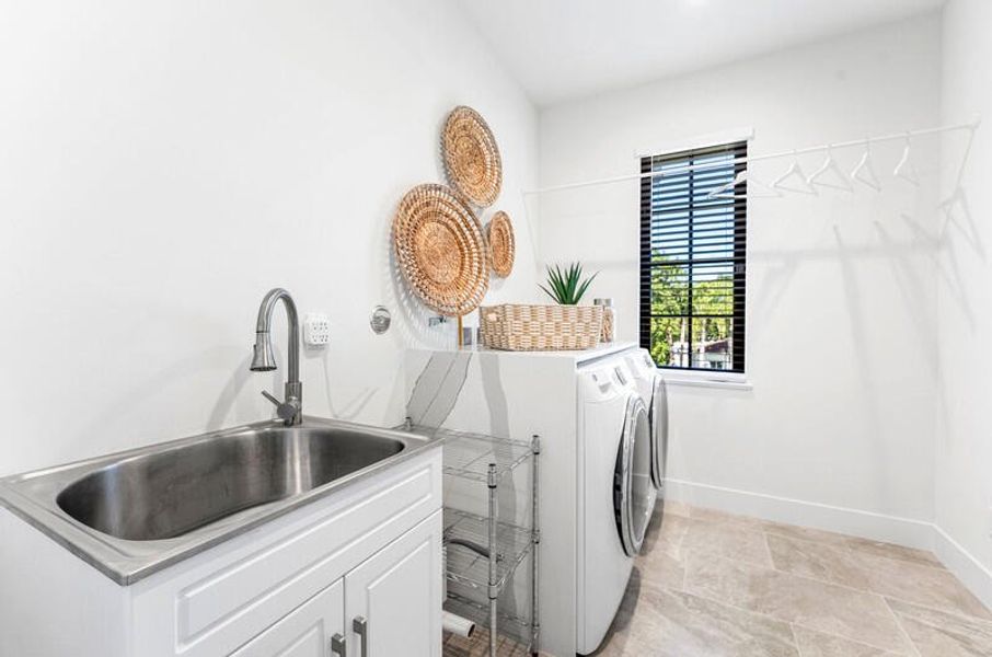 untitled-30.jpg-vsuniqueid-69540962e804b