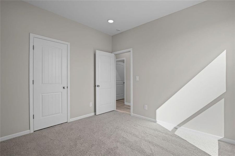 Spacious, unfurnished interior of a new home in Easton Park, Dallas (Image 34).