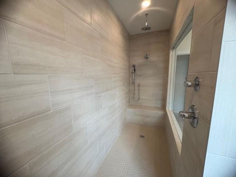 Luxury walk in shower with drying area Luxury walk in shower with drying area