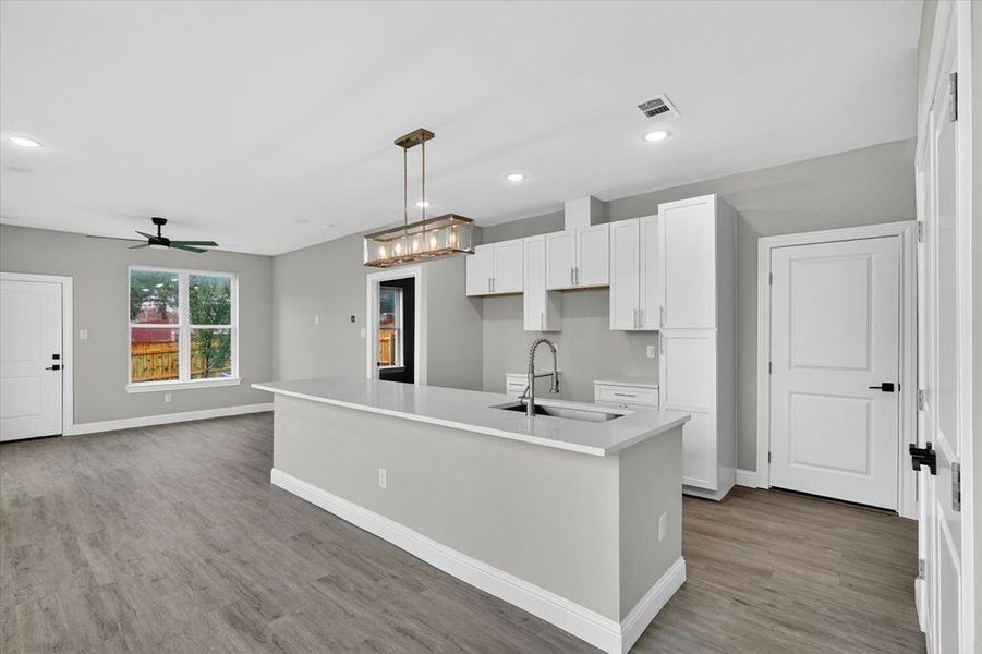Furnished interior view inside a new home in , Grand Prairie (Image 9).