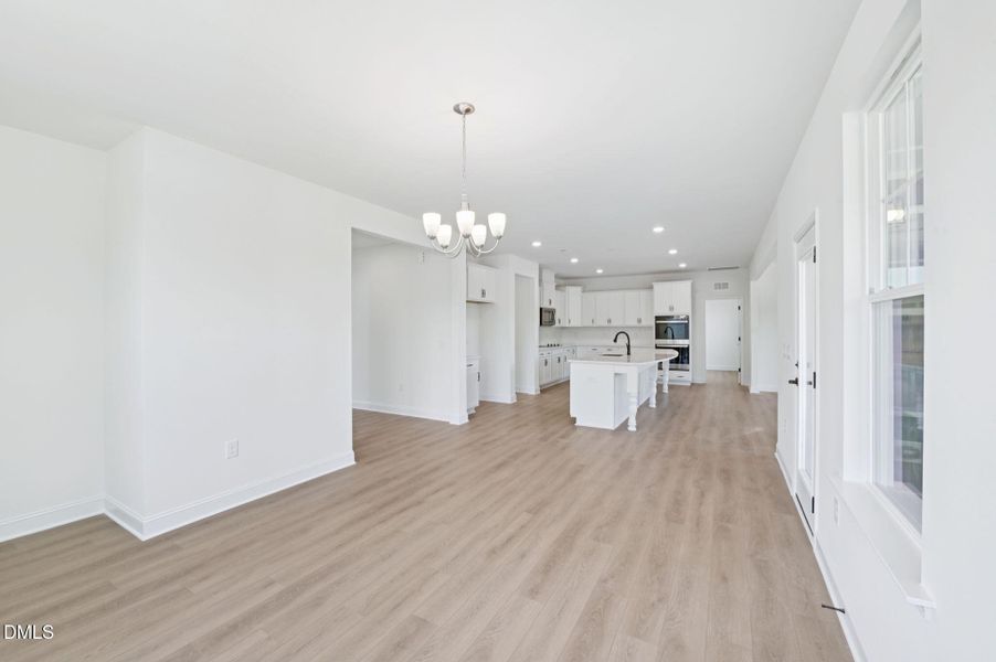 55-web-or-mls-211 Alden Way-012