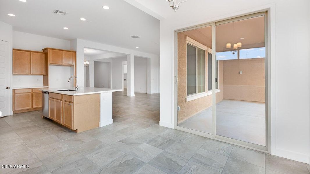 hj-az-phx-allen-ranches-expedition-adela hj-az-phx-allen-ranches-expedition-adela