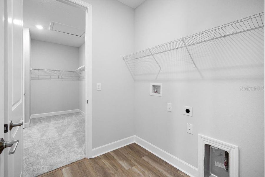 Spacious, unfurnished interior of a new home in Hammock at Two Rivers, Zephyrhills (Image 13).