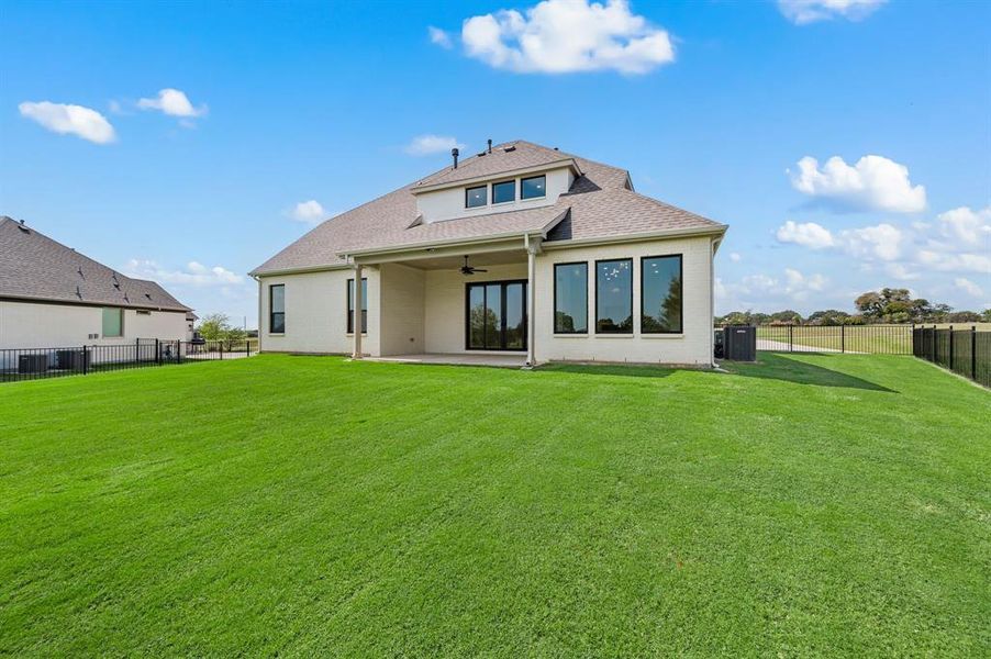 Exterior details and patio area of a home in Highland Oaks, Boyd (Image 18). Exterior details and patio area of a home in Highland Oaks, Boyd (Image 18).
