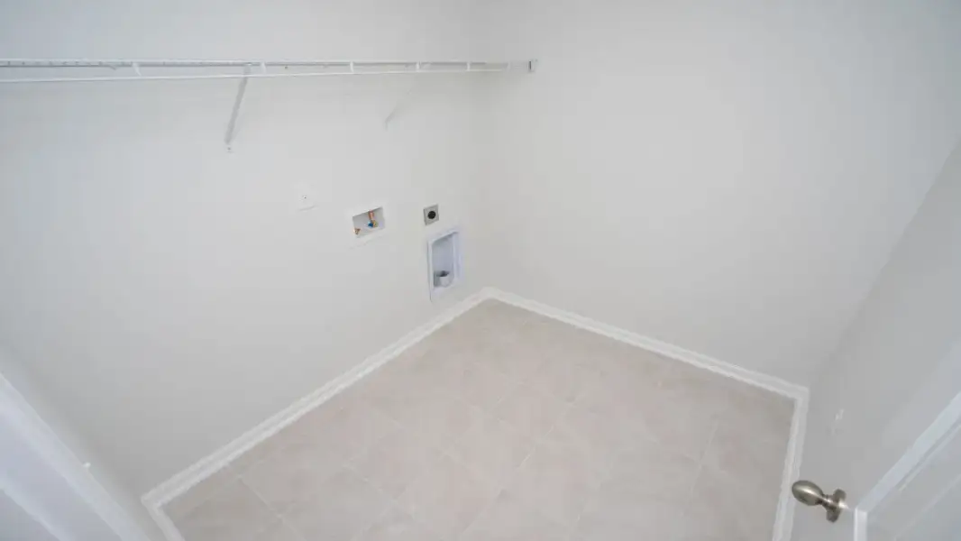 Representative unfurnished interior of a home built from the Elle by D.R. Horton in Brookside, Richlands (Image 31).
