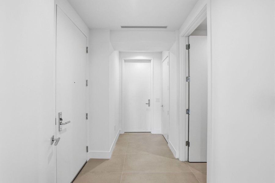 Spacious, unfurnished interior of a new home in , West Palm Beach (Image 25). Spacious, unfurnished interior of a new home in , West Palm Beach (Image 25).