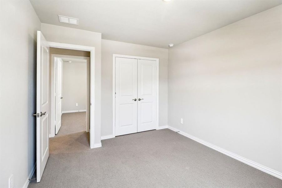 Photo is not of the actual home, but is an inspirational photo of builder’s model home and may depict options, furnishings, and/or decorator features that are not included.