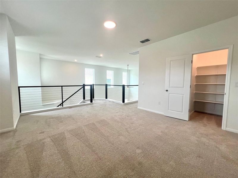 Photos of similar home. Actual home under construction.