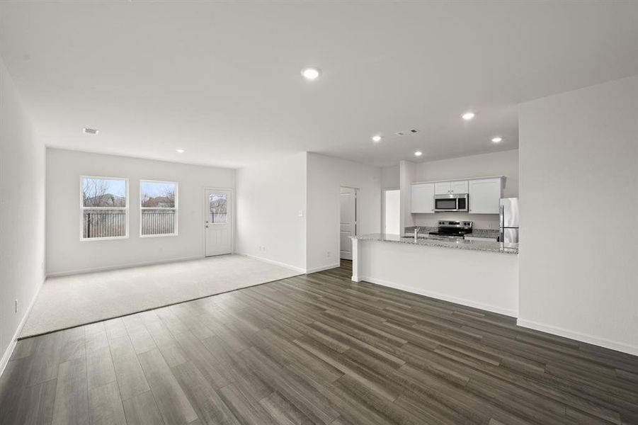 8340 Sniptoe- Dining-1 8340 Sniptoe- Dining-1