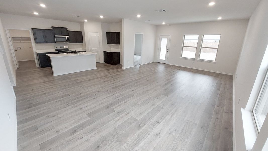 Spacious, unfurnished interior of a new home in Windrose, Pilot Point (Image 5).