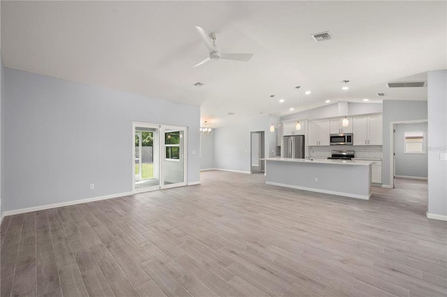 Spacious, unfurnished interior of a new home in , Punta Gorda (Image 16). Spacious, unfurnished interior of a new home in , Punta Gorda (Image 16).