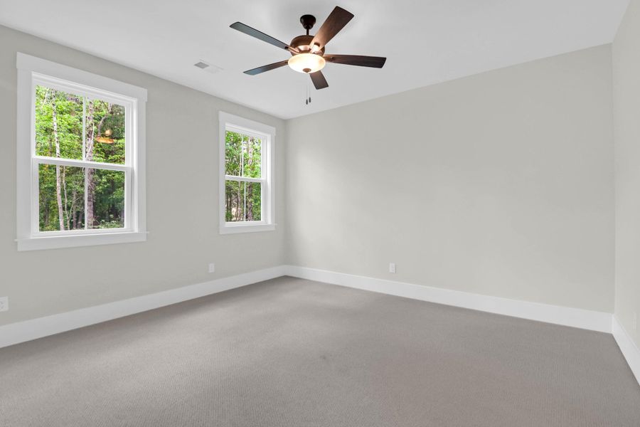 Spacious, unfurnished interior of a new home in , Summerville (Image 18).