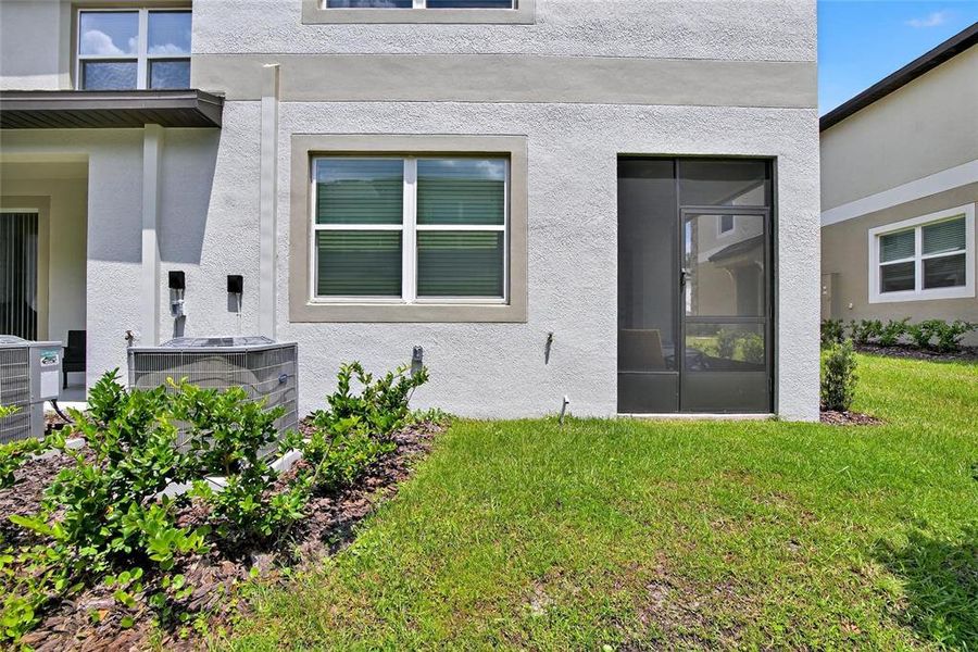 Exterior details and patio area of a home in , San Antonio (Image 29).