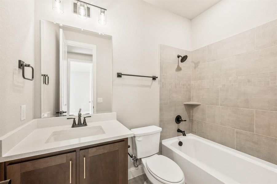 Furnished interior view inside a new home in Timberbrook, Justin (Image 20).