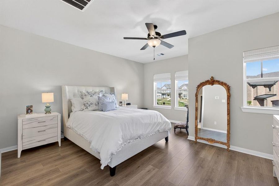 Furnished interior view inside a new home in The Retreat at Harvest, Argyle (Image 29).