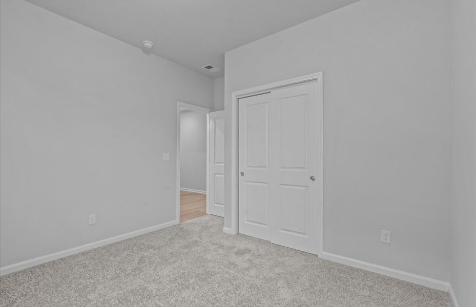 Spacious, unfurnished interior of a new home in Fox Hollow, Spartanburg (Image 20). Spacious, unfurnished interior of a new home in Fox Hollow, Spartanburg (Image 20).