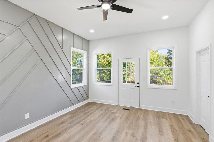 Spacious, unfurnished interior of a new home in , Atlanta (Image 39).