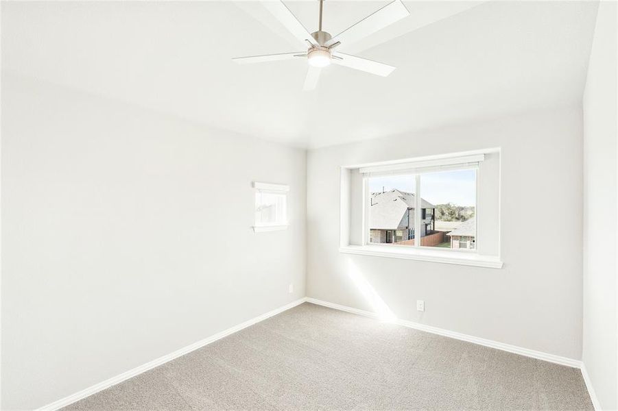 Spacious, unfurnished interior of a new home in Hampton Park, Glenn Heights (Image 27).