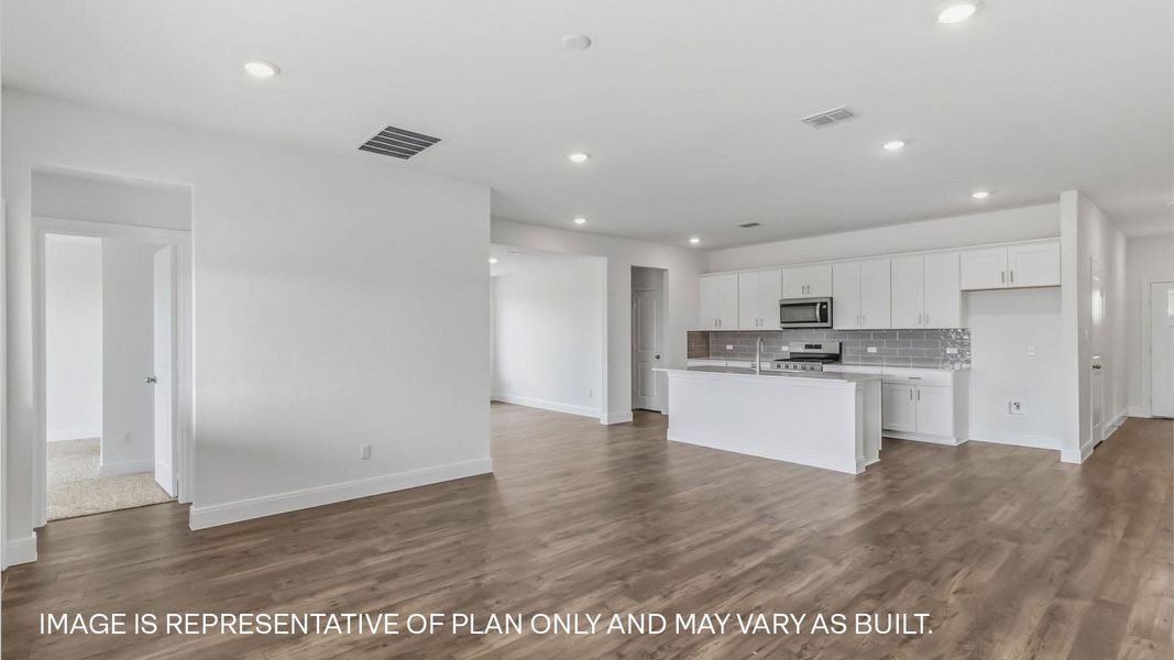 Spacious, unfurnished interior of a new home in Riverview, Georgetown (Image 16).