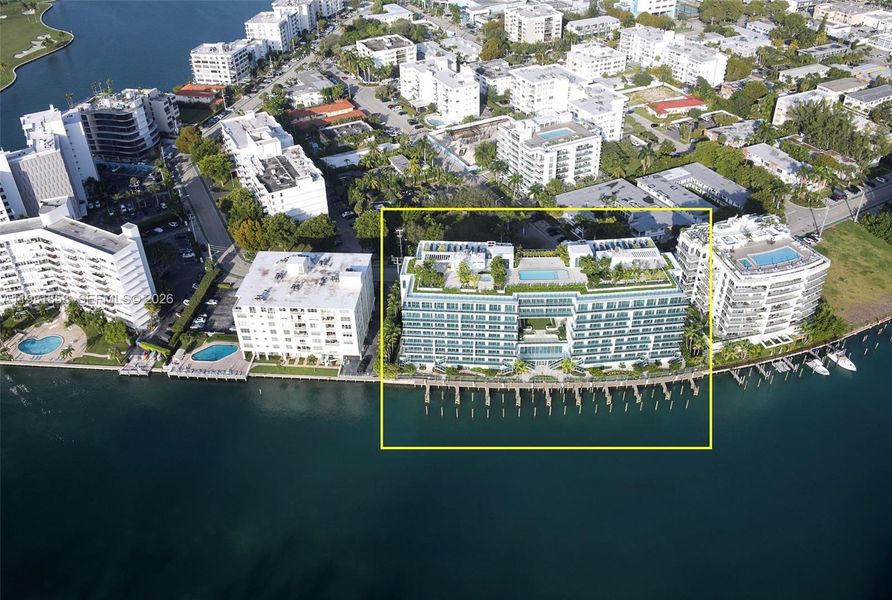 Condo located in Bay Harbor Islands, FL showcasing its design and architecture (Image 4).