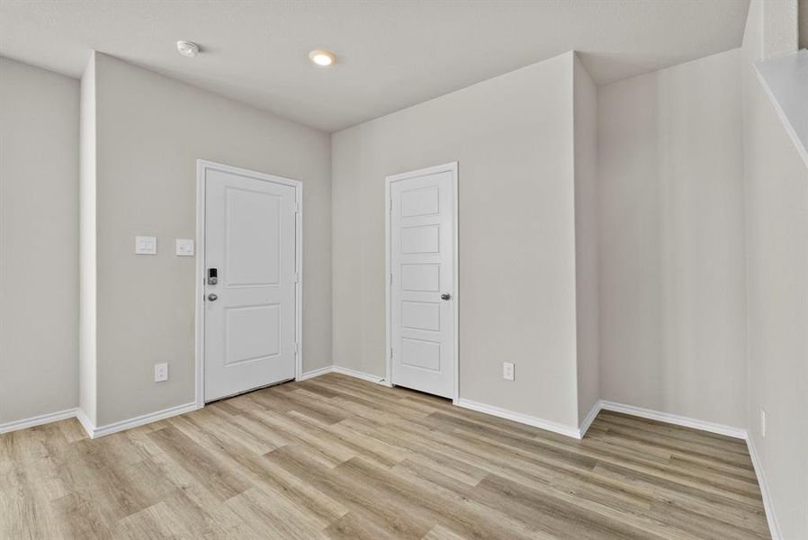 Spacious, unfurnished interior of a new home in , Fort Worth (Image 20).