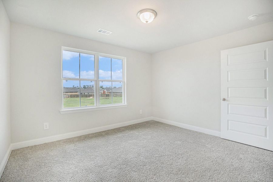Spacious, unfurnished interior of a new home in Bayou Maison, Dickinson (Image 6). Spacious, unfurnished interior of a new home in Bayou Maison, Dickinson (Image 6).