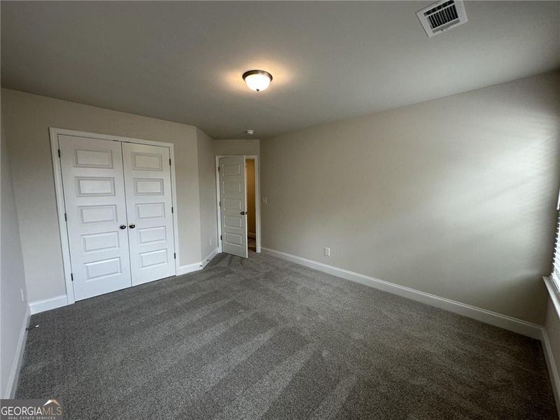 Spacious, unfurnished interior of a new home in Mulberry Summit, Flowery Branch (Image 10).