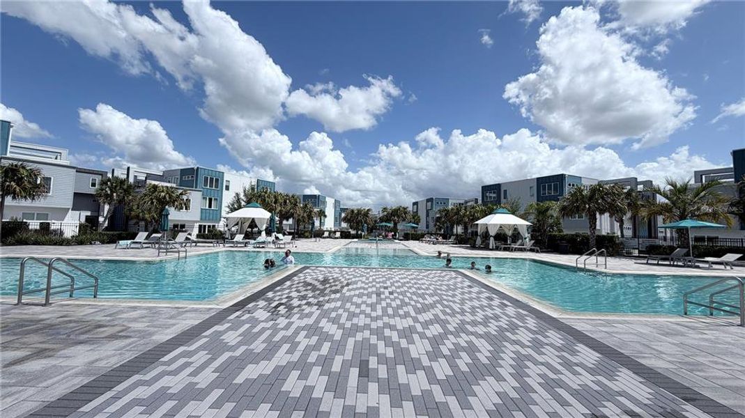 Community amenities in , Reunion (Image 41).