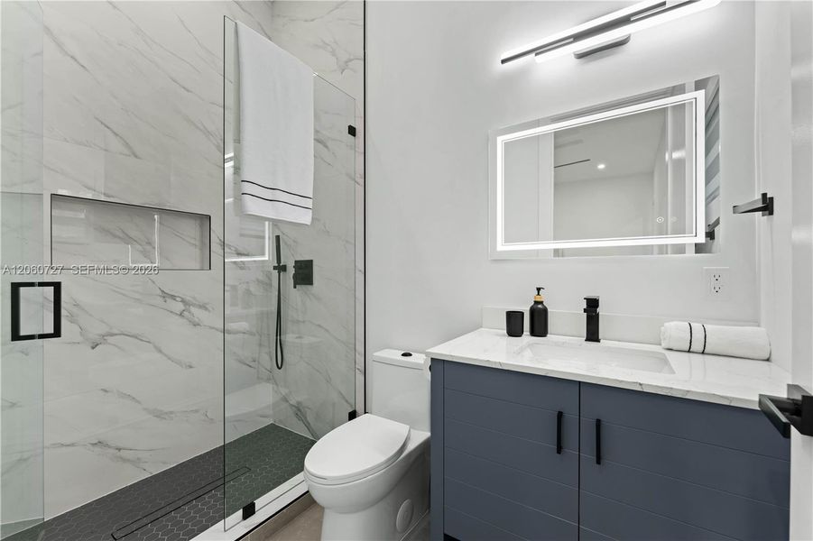 Furnished interior view inside a new home in , Plantation (Image 13).