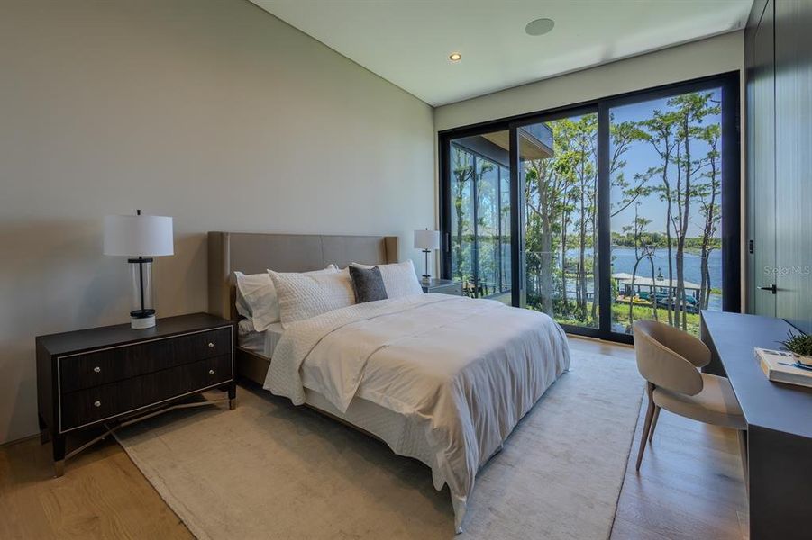Furnished interior view inside a new home in , Windermere (Image 42).