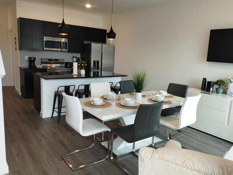 Furnished interior view inside a new home in , Kissimmee (Image 4).