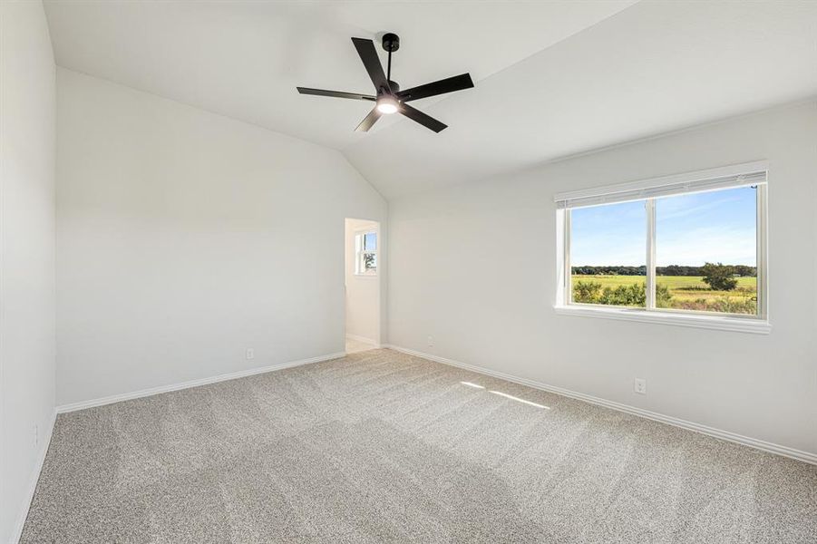 Spacious, unfurnished interior of a new home in Abe's Landing, Granbury (Image 27). Spacious, unfurnished interior of a new home in Abe's Landing, Granbury (Image 27).
