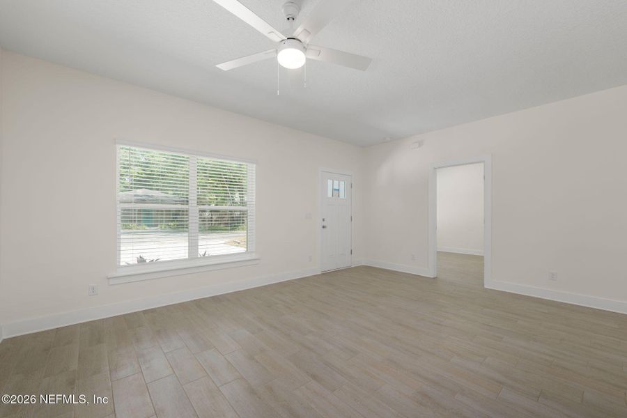 Spacious, unfurnished interior of a new home in , St. Augustine (Image 23).