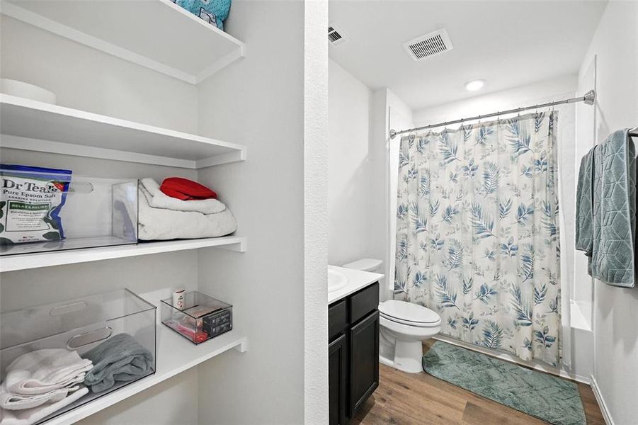 Image 38 of a home in .