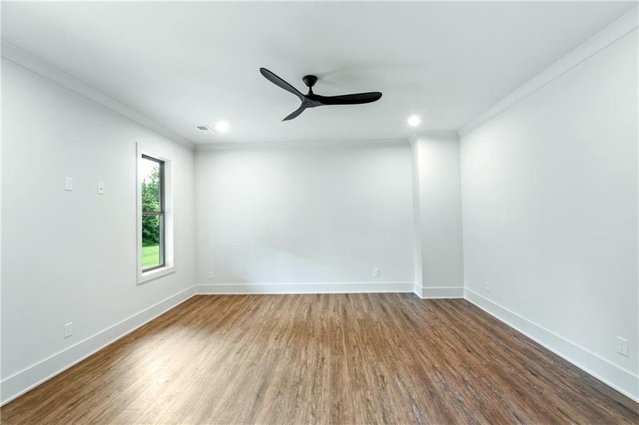 Spacious, unfurnished interior of a new home in , Blairsville (Image 82).