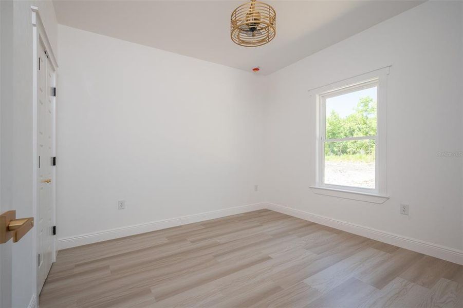 Spacious, unfurnished interior of a new home in , Williston (Image 20).