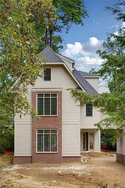 Image 28 of a home in .