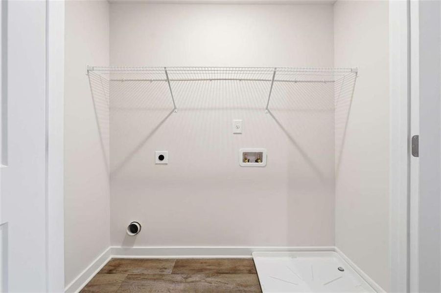 Spacious, unfurnished interior of a new home in The Enclave at Stonewall Station, Union City (Image 22).