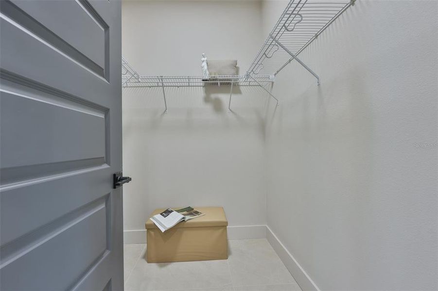 Spacious, unfurnished interior of a new home in , Tampa (Image 61).