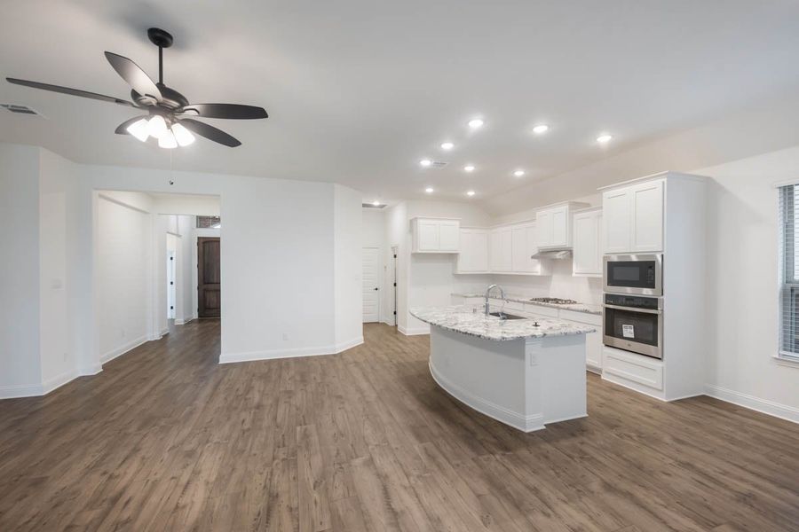 Furnished interior view inside a new home in Las Lomas, Forney (Image 13).