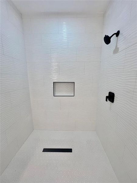 Close-up of interior finishes inside a home in , Tampa (Image 22).