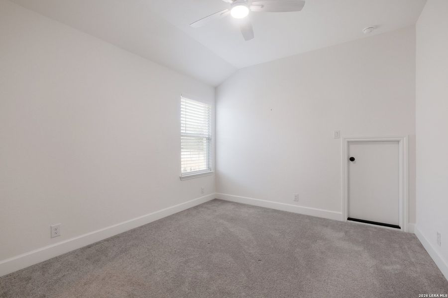 Spacious, unfurnished interior of a new home in , Boerne (Image 19).