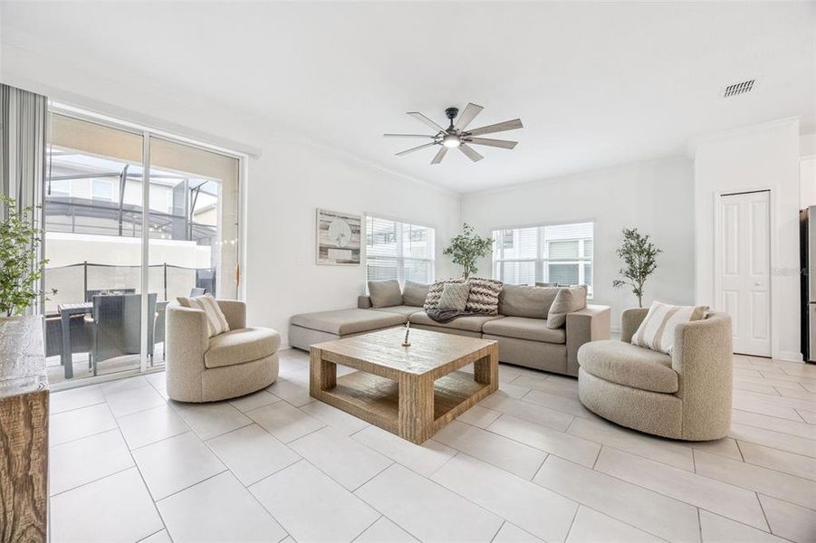 Furnished interior view inside a new home in , Kissimmee (Image 12).