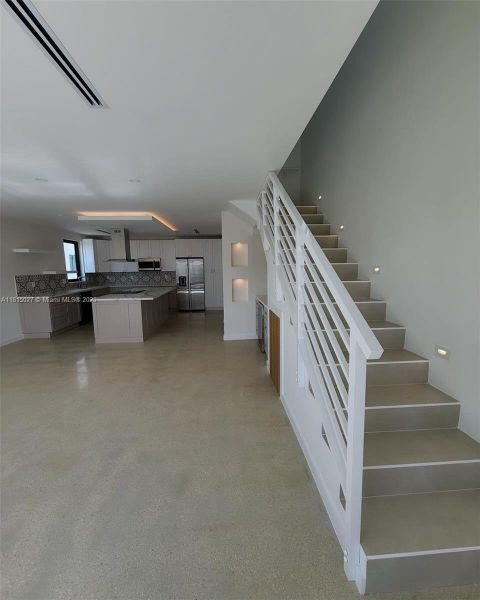 Spacious, unfurnished interior of a new home in , Key Largo (Image 6). Spacious, unfurnished interior of a new home in , Key Largo (Image 6).